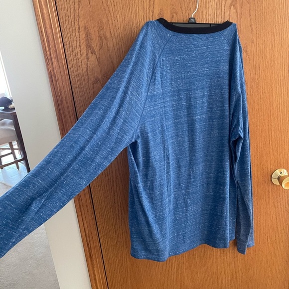 🎉🎉HP🎉🎉 Men's Blue Express Long Sleeve Tee - Picture 3 of 5